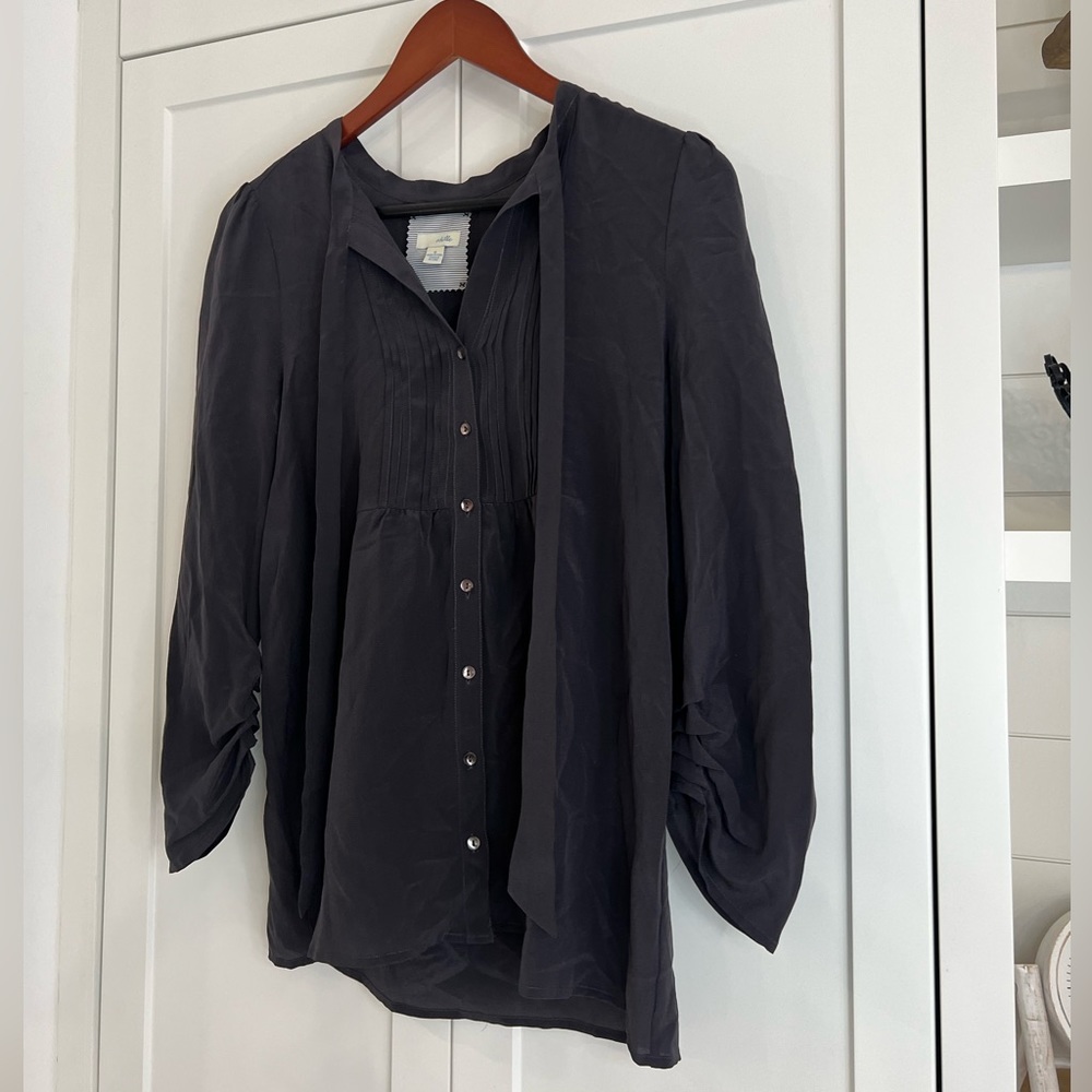Grey blouse - Picture 4 of 4